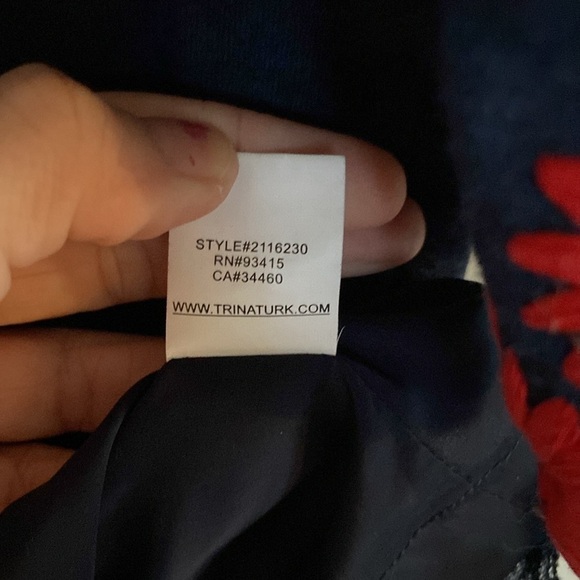 Trina Turk Navy Red floral embroidered bell sleeve dress - Picture 6 of 6